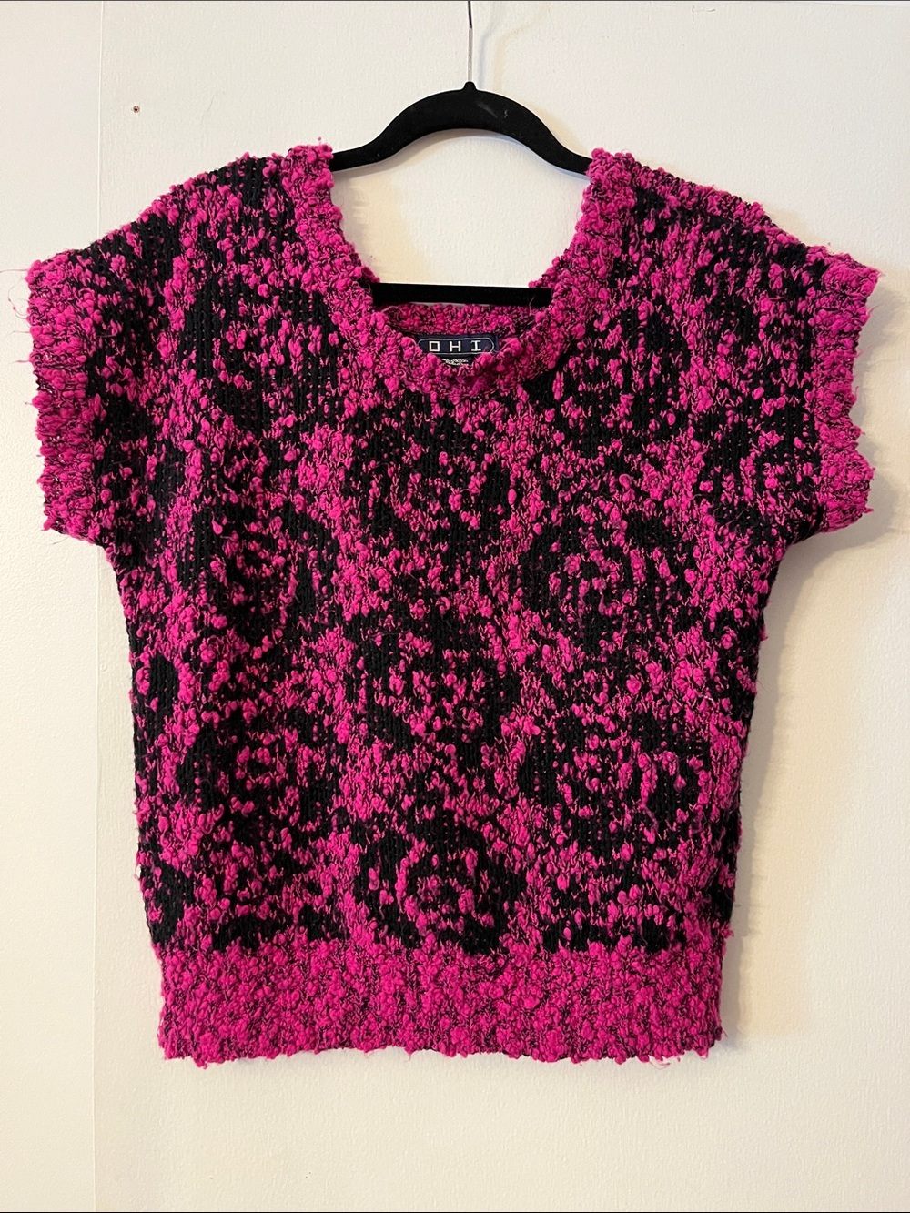 OHI Pink & Black Textured Short Sleeve Crew Sweater